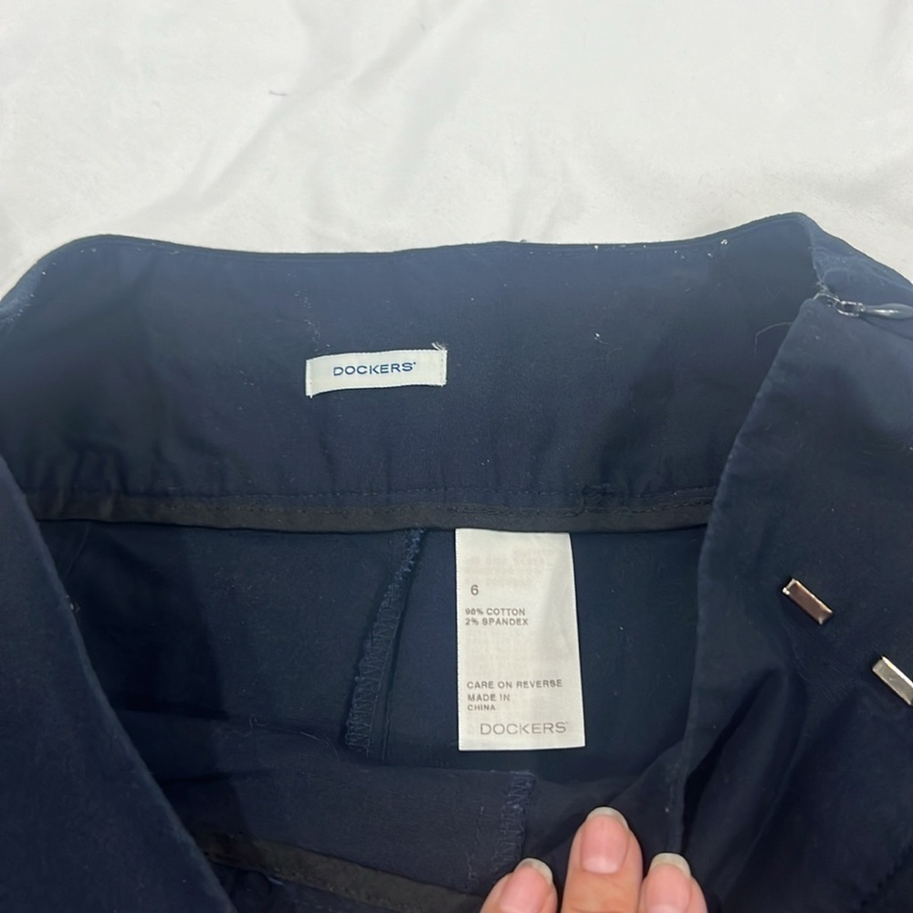 Dockers navy blue cargo front pocket mini skort size 6 - Picture 9 of 10